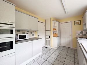 Kitchen - click for photo gallery